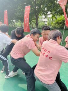 “燃”动盛夏,火力全开|王后雄精品补习学校拔河比赛 “燃”动盛夏,火力全开|王后雄精品补习学校拔河比赛