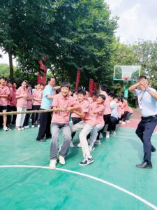 “燃”动盛夏,火力全开|王后雄精品补习学校拔河比赛 “燃”动盛夏,火力全开|王后雄精品补习学校拔河比赛