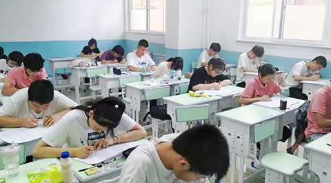 携手与共,突飞猛进!王后雄精品补习学校是如何做到让家长都竖起大拇指? 携手与共,突飞猛进!王后雄精品补习学校是如何做到让家长都竖起大拇指?