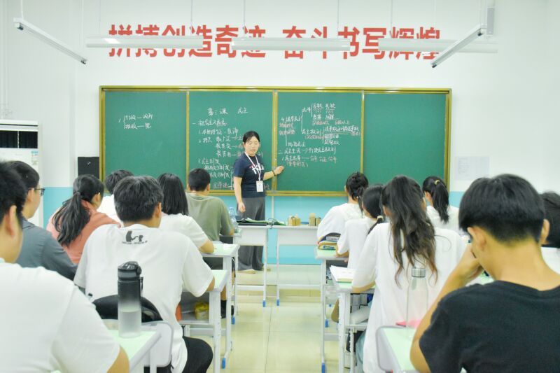 2023陕西考生高考成绩不理想，还可以选择复读吗？