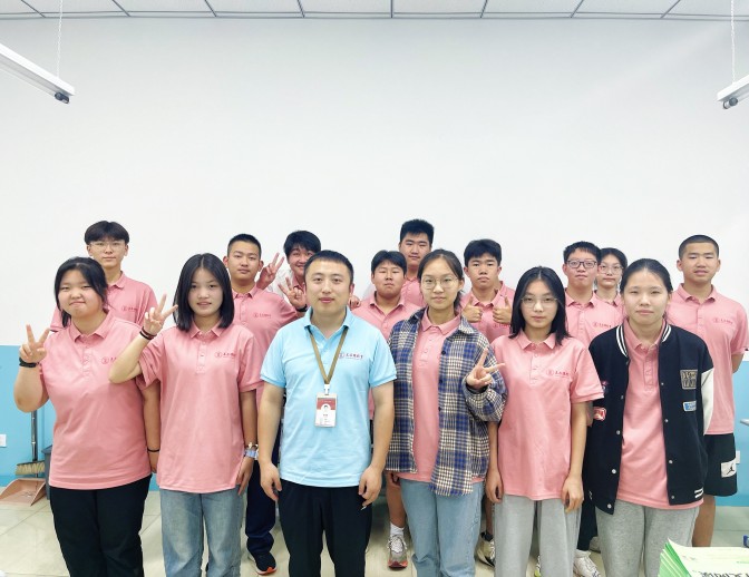 一班一品|王后雄精品补习学校班级文化建设特色展示第二期：圆梦实验（1）班